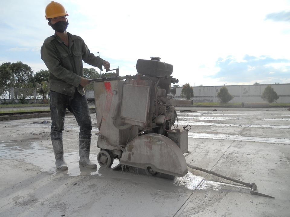 khoan cắt đục phá bê tông bình dương giá tốt 0906277559